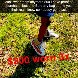 Little girl Burberry high tops shoes barely worn